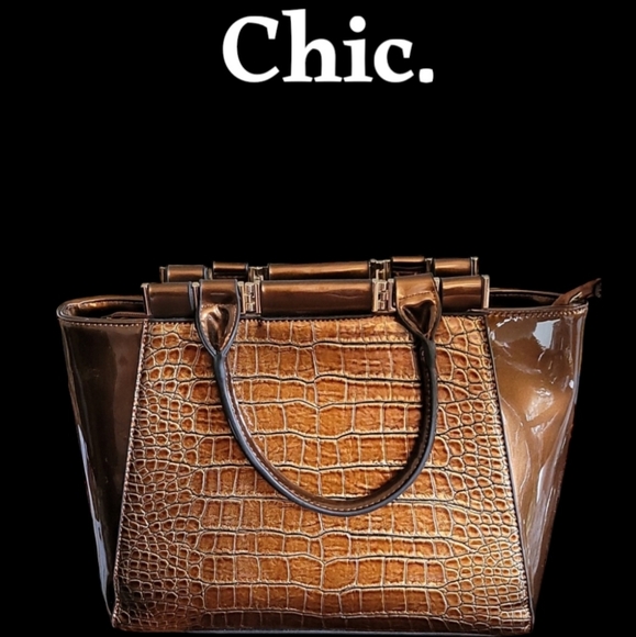 Unknown Handbags - HP✨️ NWOT patent leather handbag